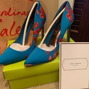TED BAKER HEELS👠🔵💙⭐️🌟